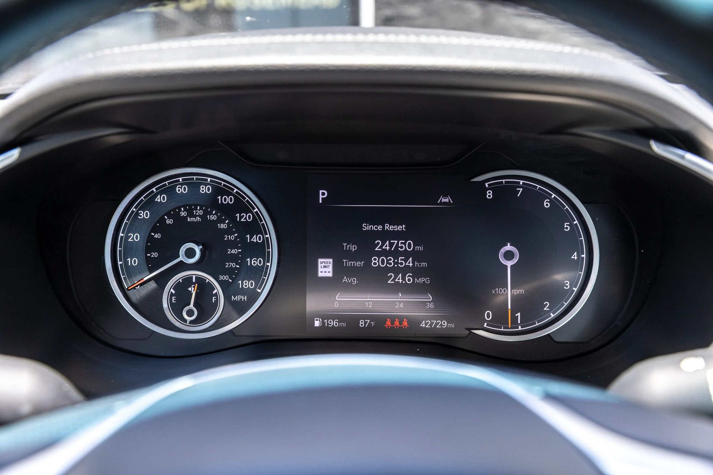 Used 2025 Genesis G70 2.5T RWD image 15