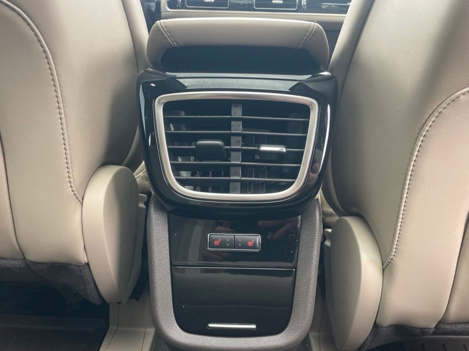 Used 2021 Lincoln Nautilus Reserve AWD/4WD image 18