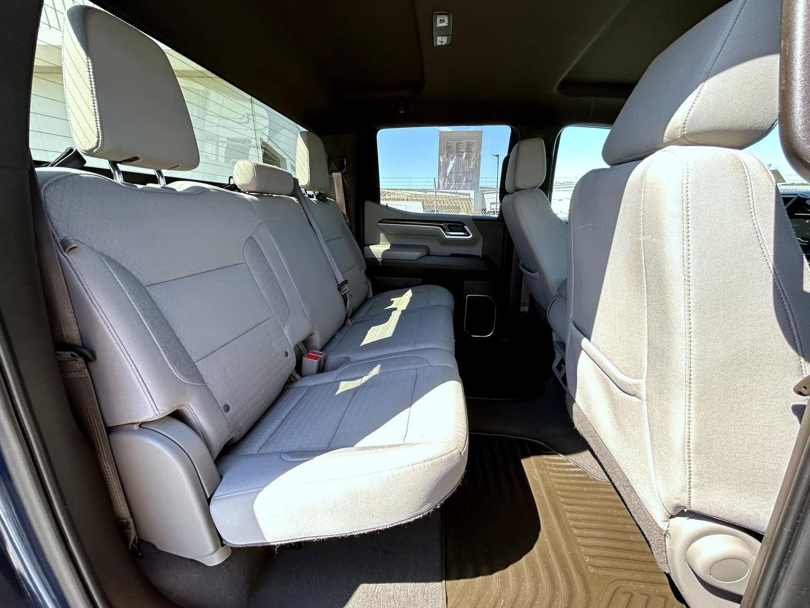 Certified 2022 Chevrolet Silverado 1500 LT AWD/4WD image 19