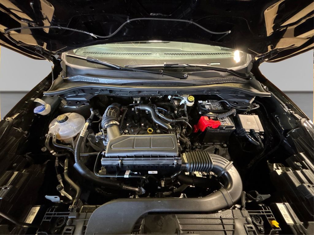 Certified 2025 Ford Escape ST-Line image 15