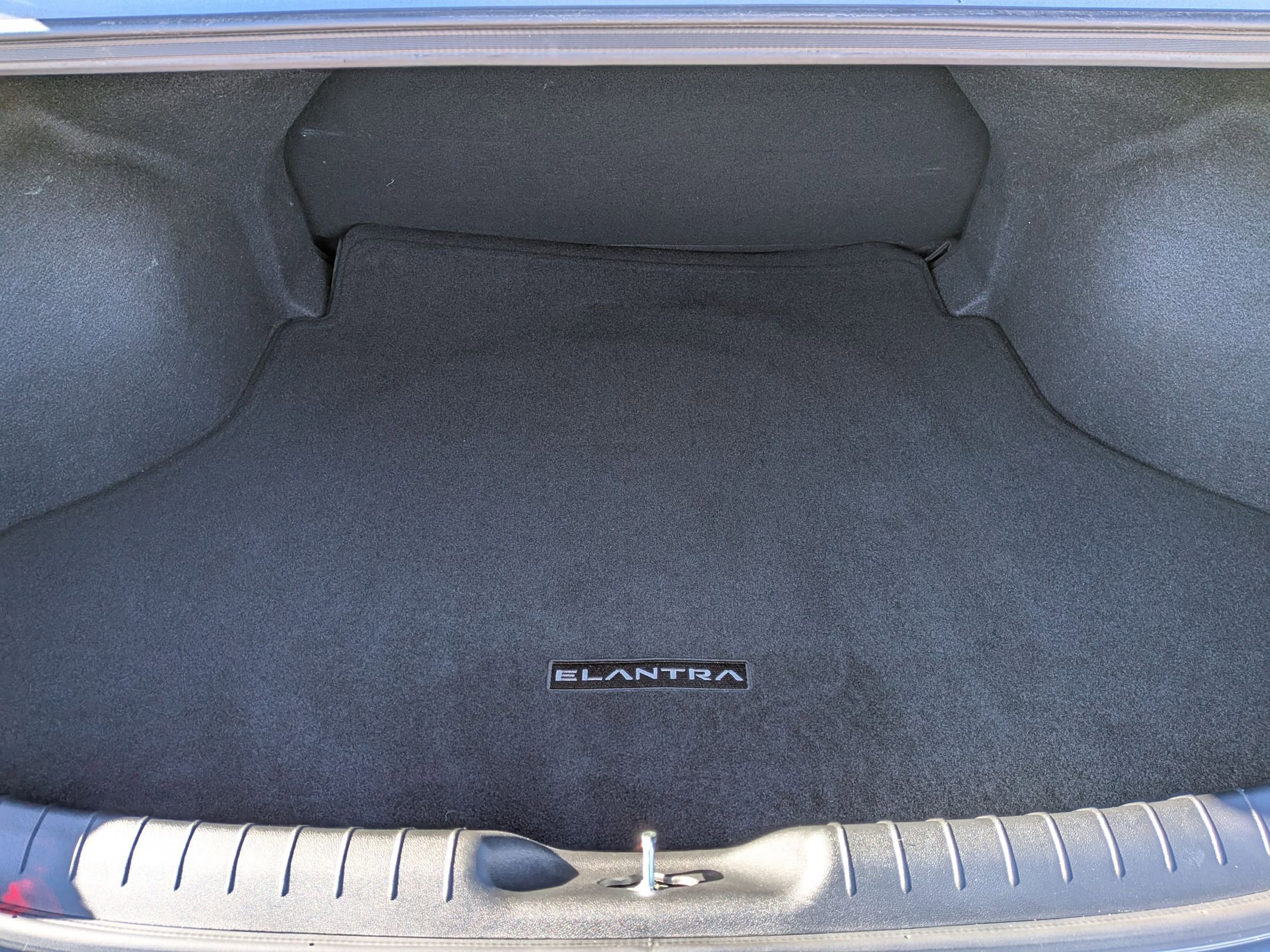 Used 2023 Hyundai Elantra SEL image 24