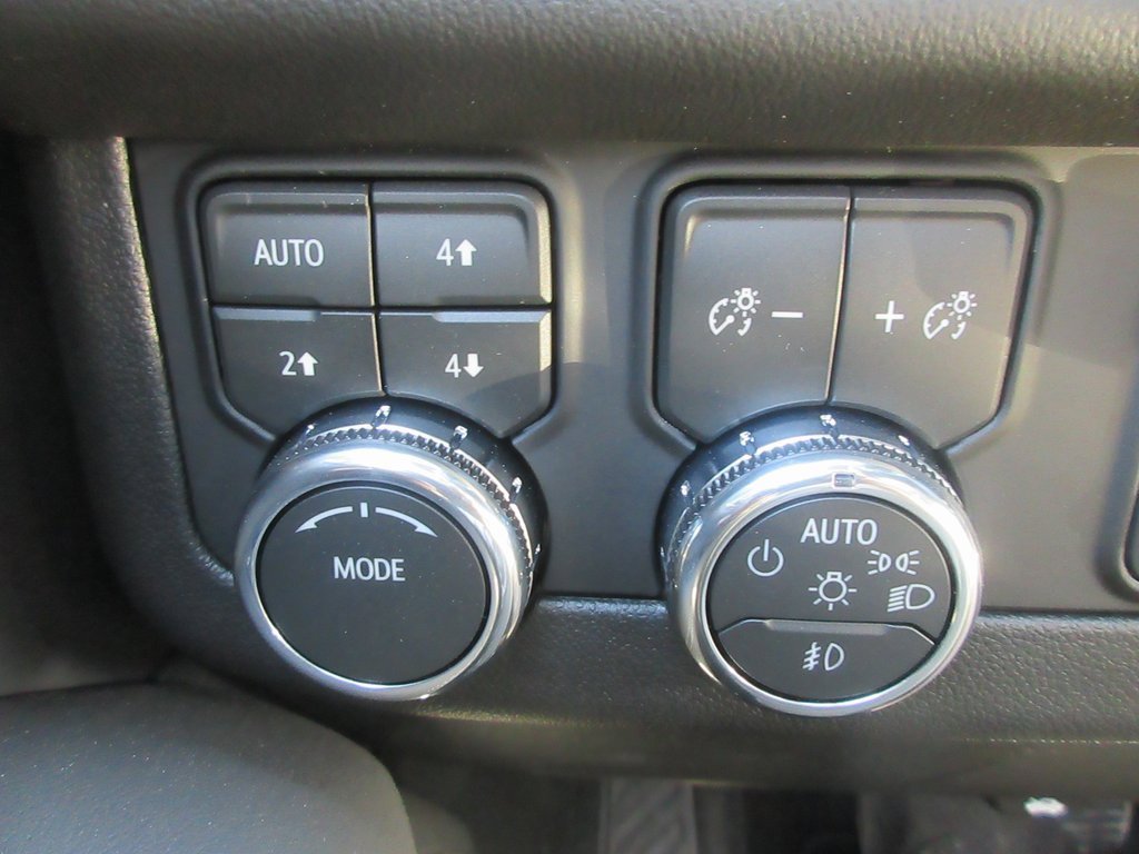 New 2026 GMC Yukon Elevation image 18