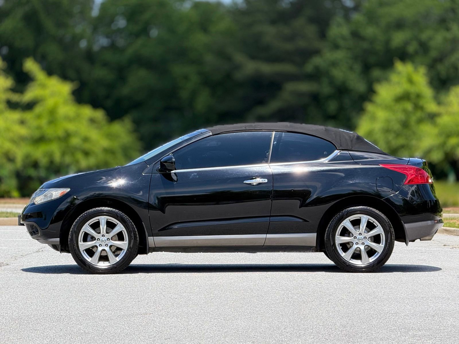 Used 2014 Nissan Murano CrossCabriolet w/ Navigation Package AWD/4WD image 9