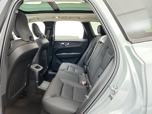 New 2026 Volvo XC60 T8 Plus w/ Climate Package AWD/4WD image 28