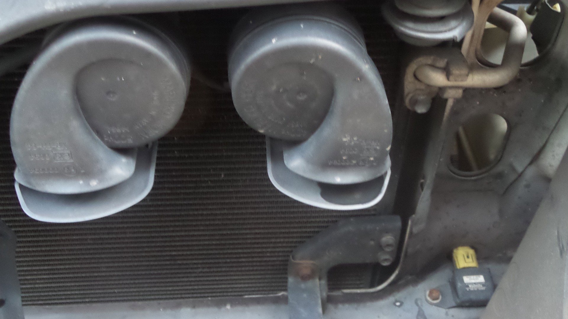Used 2005 Toyota 4Runner SR5 AWD/4WD image 19