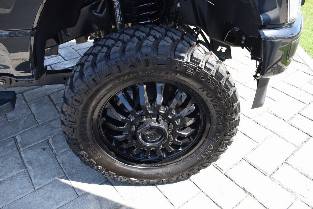 Used 2025 Ford F350 Lariat image 5