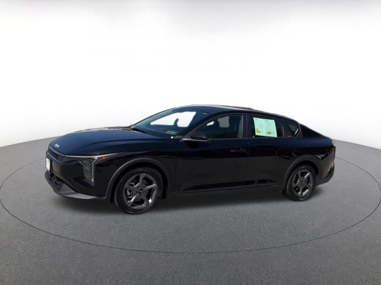 Used 2025 Kia K4 FWD image 8