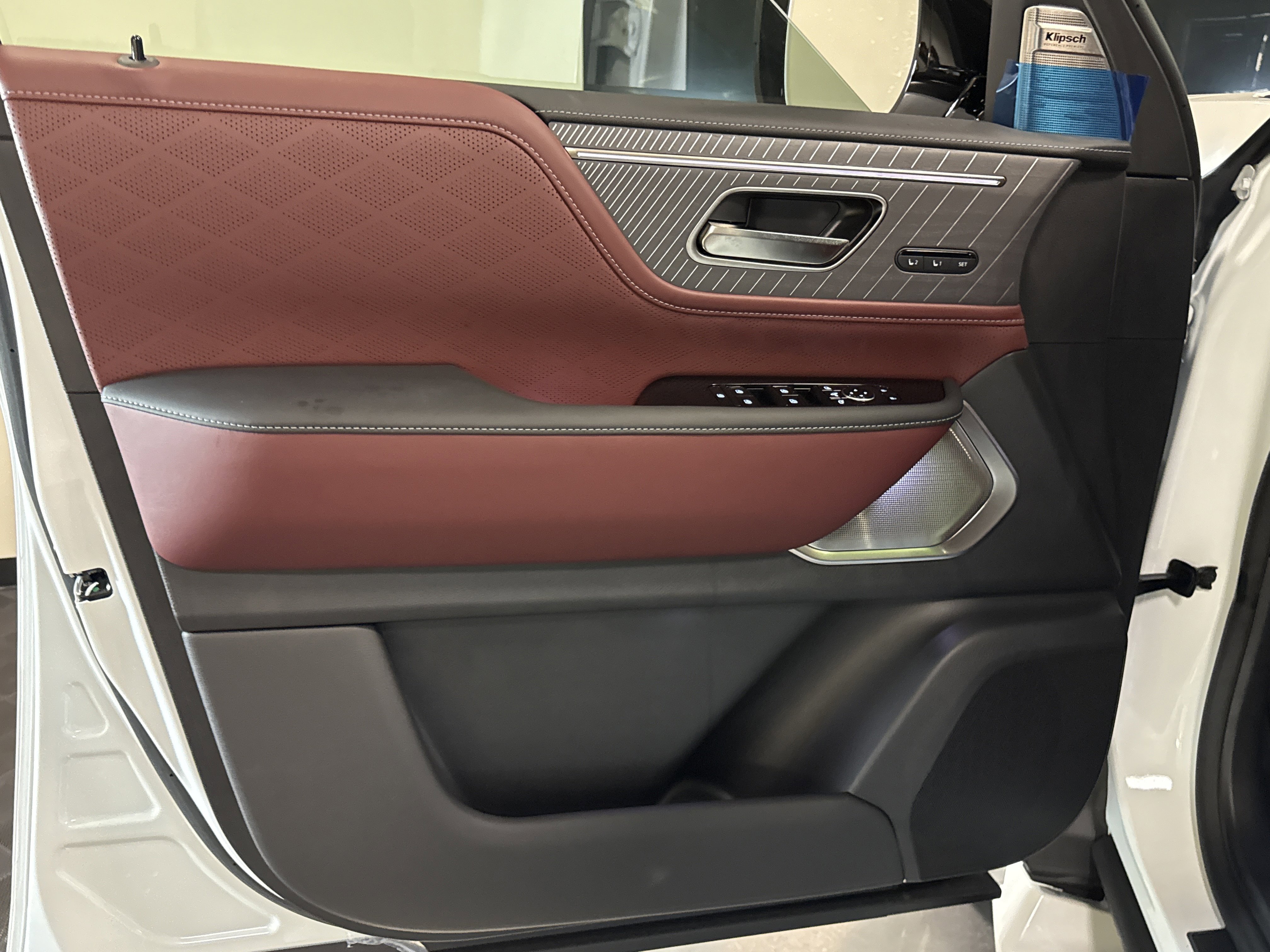 New 2026 INFINITI QX80 Autograph w/ Premium Cargo Package image 11