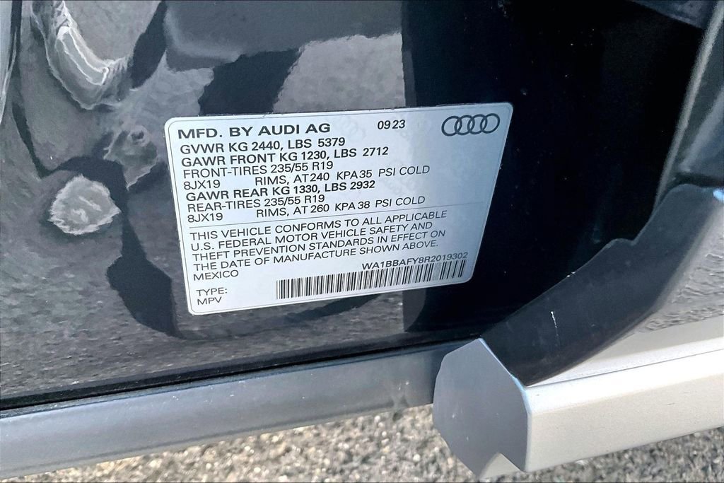 Used 2024 Audi Q5 2.0T Premium Plus w/ Premium Plus Package image 19