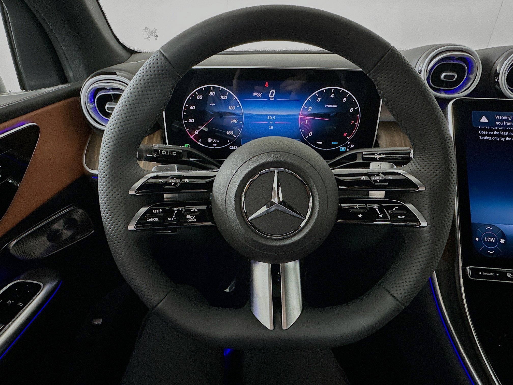 New 2026 Mercedes-Benz GLC 300 4MATIC image 11