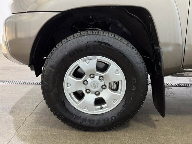 Used 2015 Toyota Tacoma PreRunner w/ TRD Off-Road Package RWD image 24
