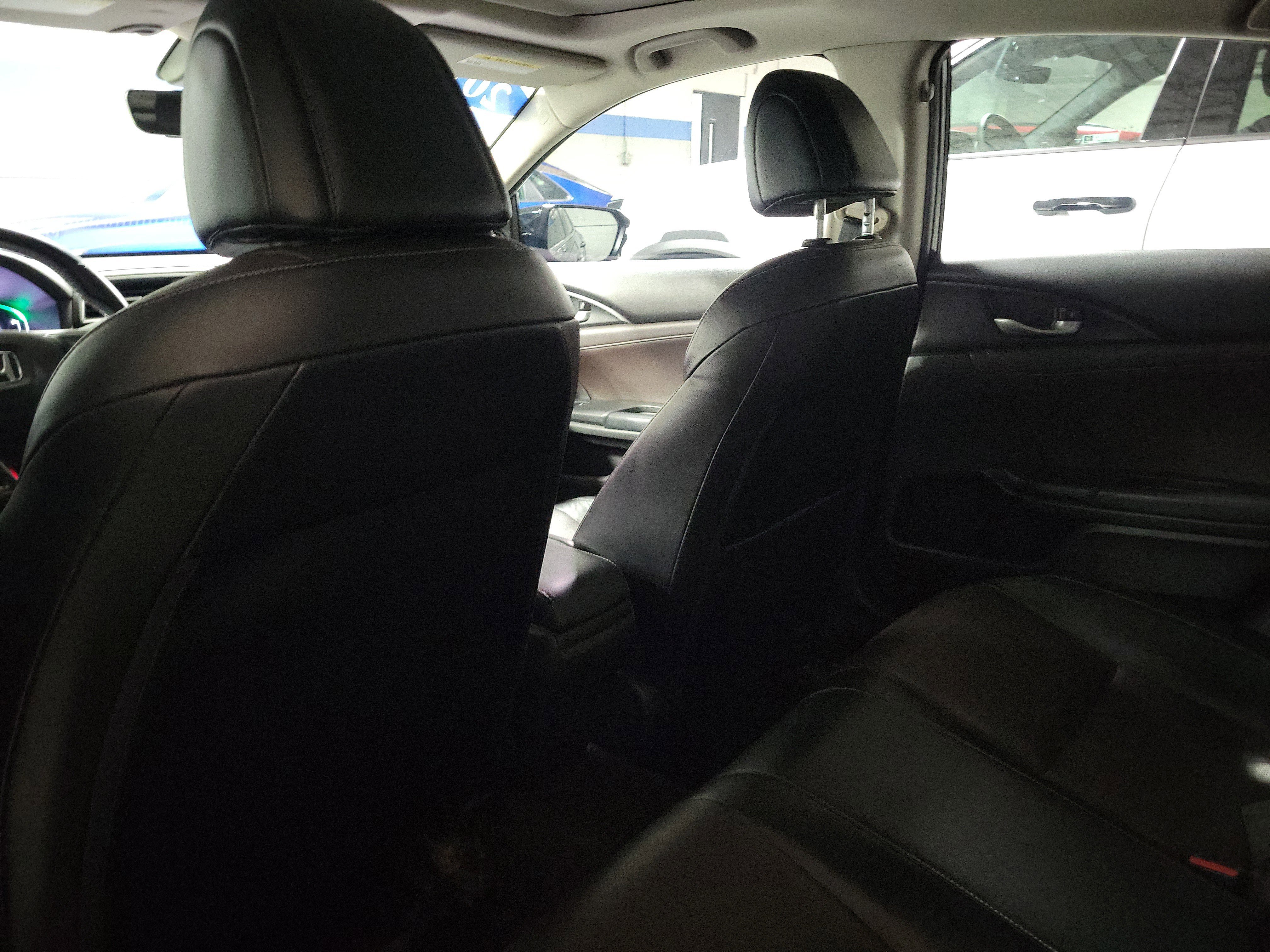 Used 2019 Honda Insight Touring image 10