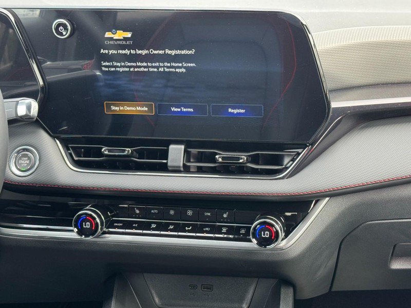 New 2027 Chevrolet Equinox RS w/ LPO, Floor Liner Package AWD/4WD image 9