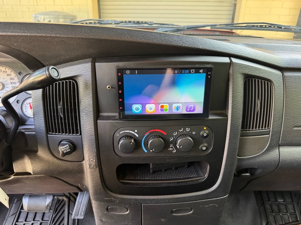Used 2005 Dodge Ram 1500 Truck SLT w/ Daytona Edition Group AWD/4WD image 18