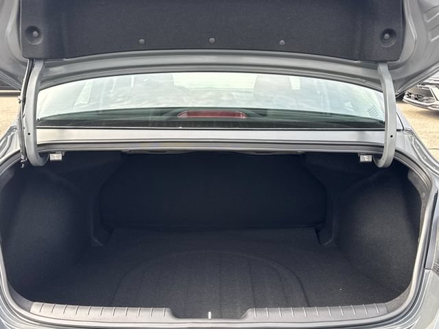 New 2026 Hyundai Elantra Hybrid FWD image 10