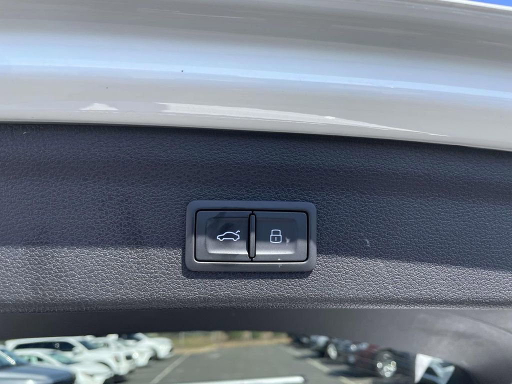 Used 2023 Audi Q3 2.0T Premium image 49