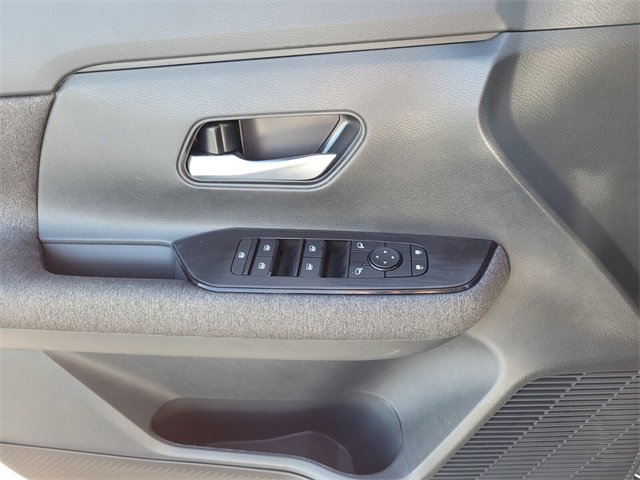 Certified 2025 Nissan Kicks SV w/ Illumination Package image 24