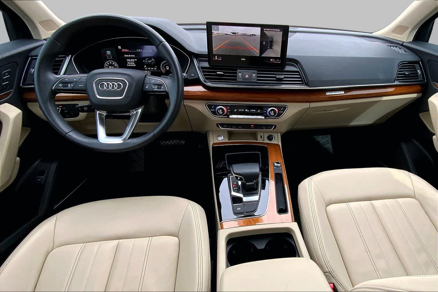 Used 2023 Audi Q5 2.0T Premium Plus w/ Premium Plus Package AWD/4WD image 16