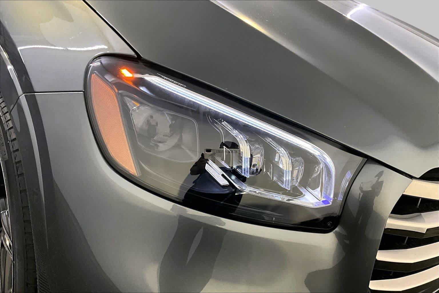 New 2026 Mercedes-Benz GLS 450 4MATIC image 16