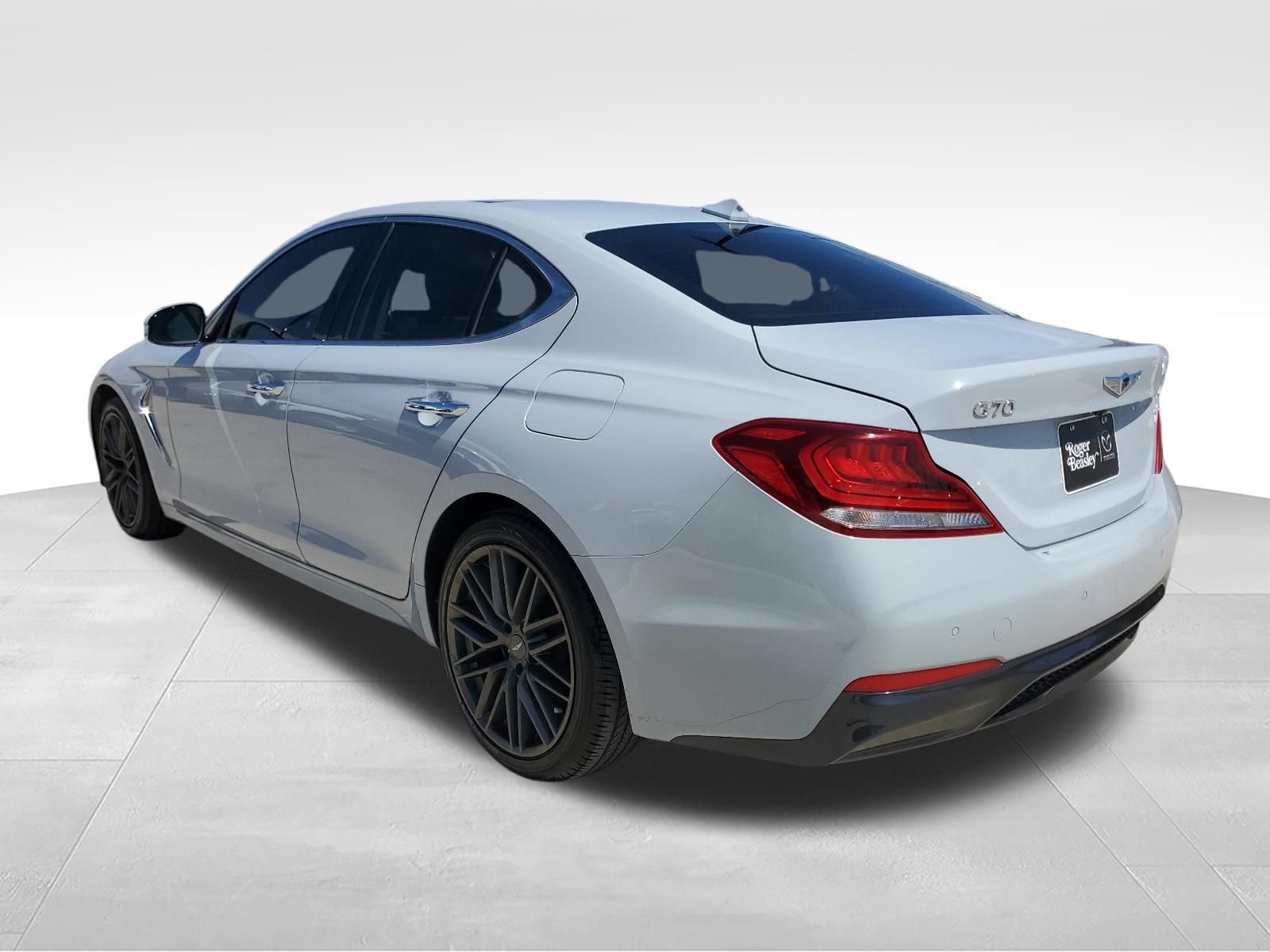 Used 2019 Genesis G70 2.0T Advanced w/ Elite Package RWD image 7