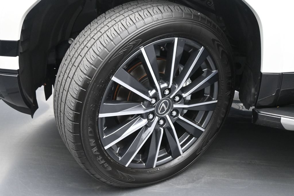 Used 2024 Lexus GX 550 w/ Accessory Package (2T) AWD/4WD image 24