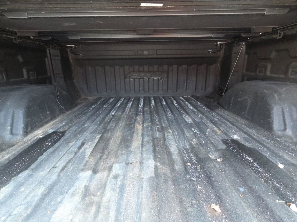 Used 2020 GMC Sierra 1500 AT4 w/ AT4 Premium Package image 9