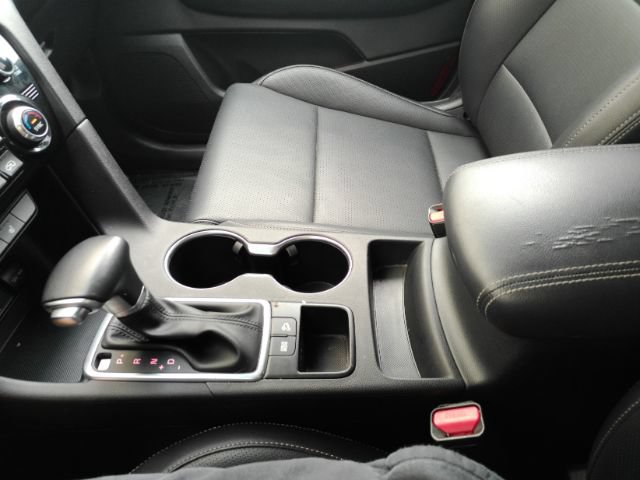 Used 2020 Kia Sportage EX FWD image 42