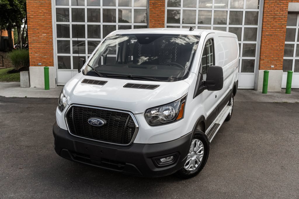 Used 2024 Ford Transit 250 Low Roof w/ Exterior Upgrade Package RWD image 2