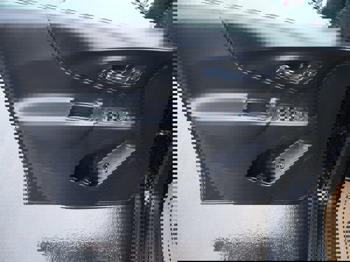 Used 2019 Chevrolet Equinox LT image 19