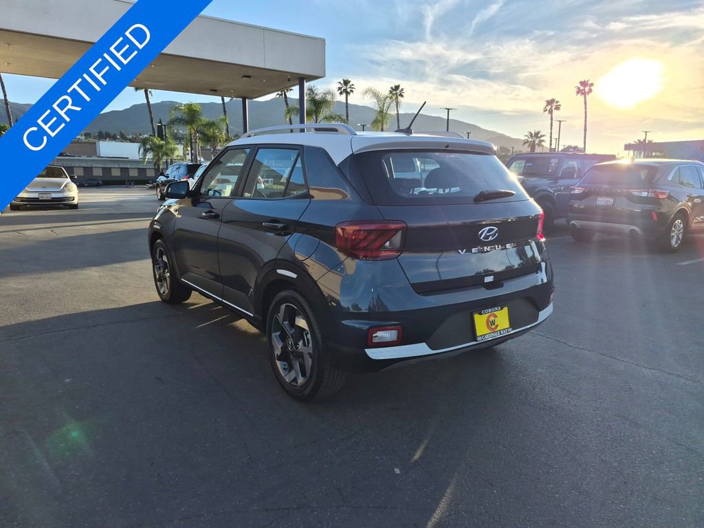 Used 2025 Hyundai Venue Limited image 5