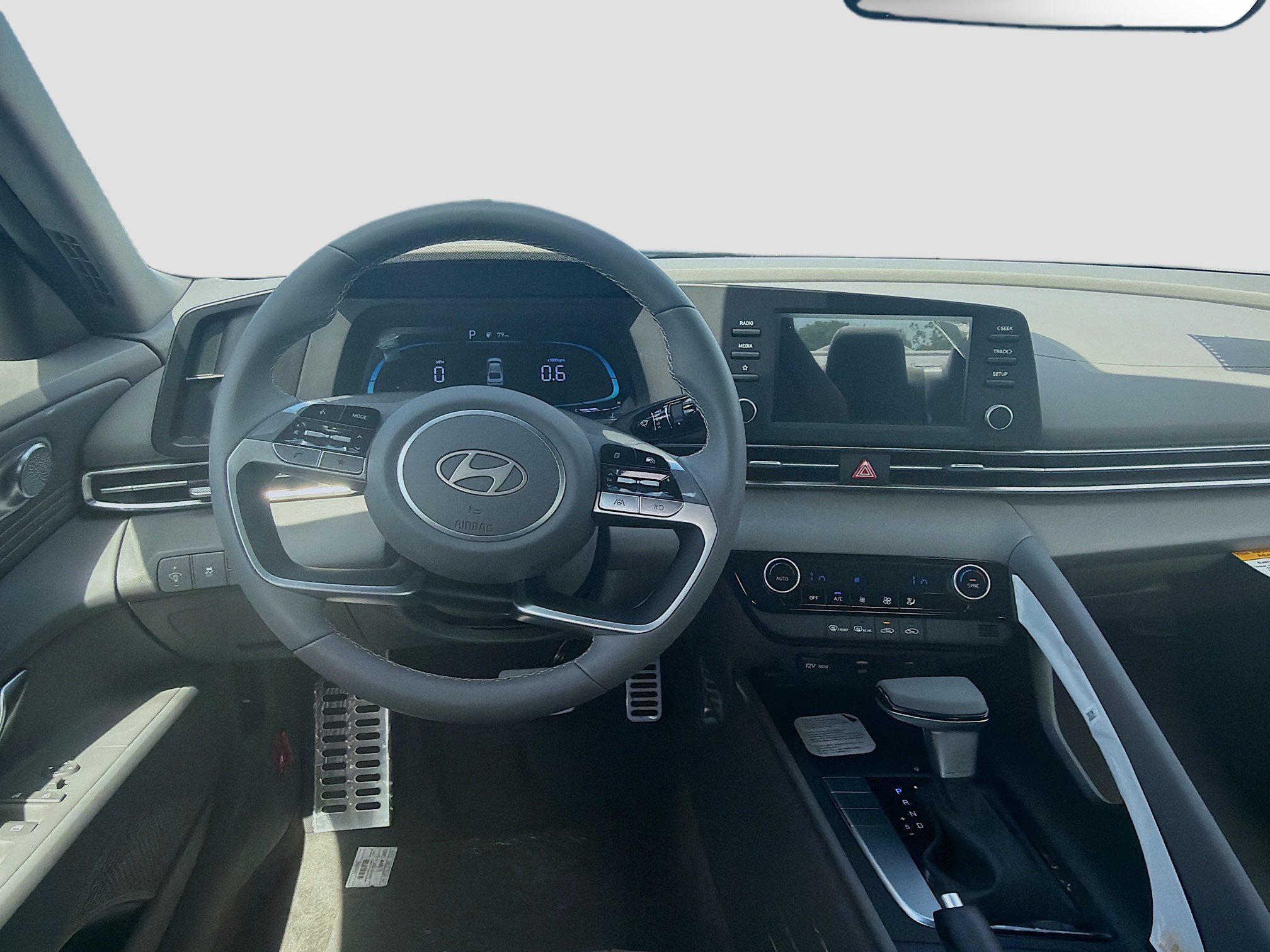 New 2026 Hyundai Elantra Sport FWD image 15
