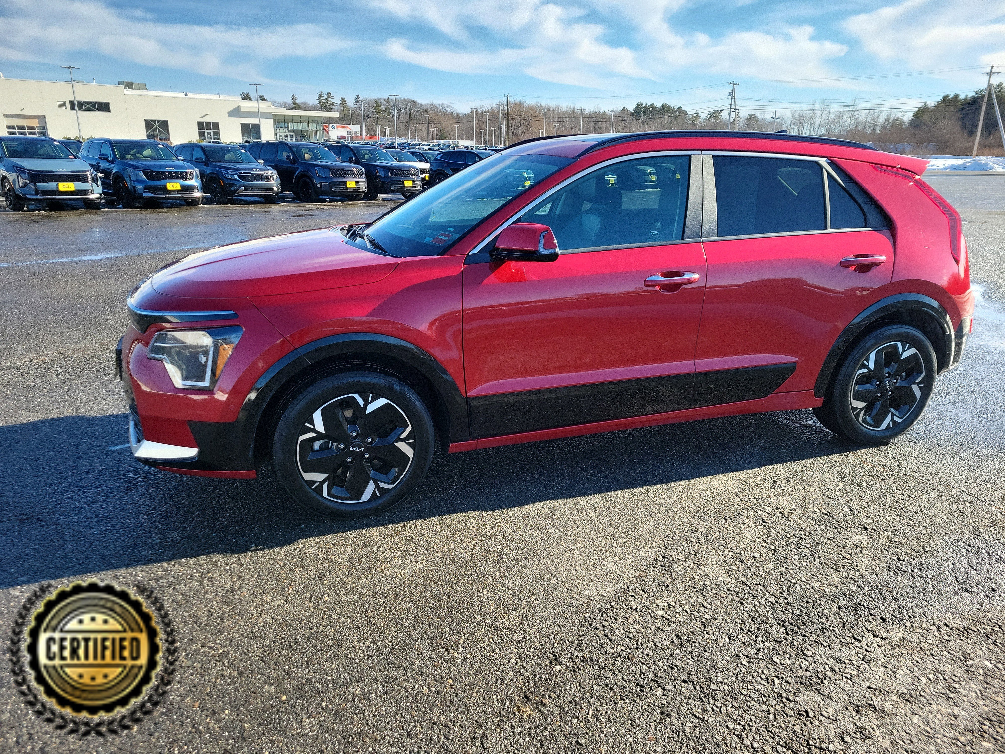 Used 2024 Kia Niro Wave w/ Wave Preserve Package