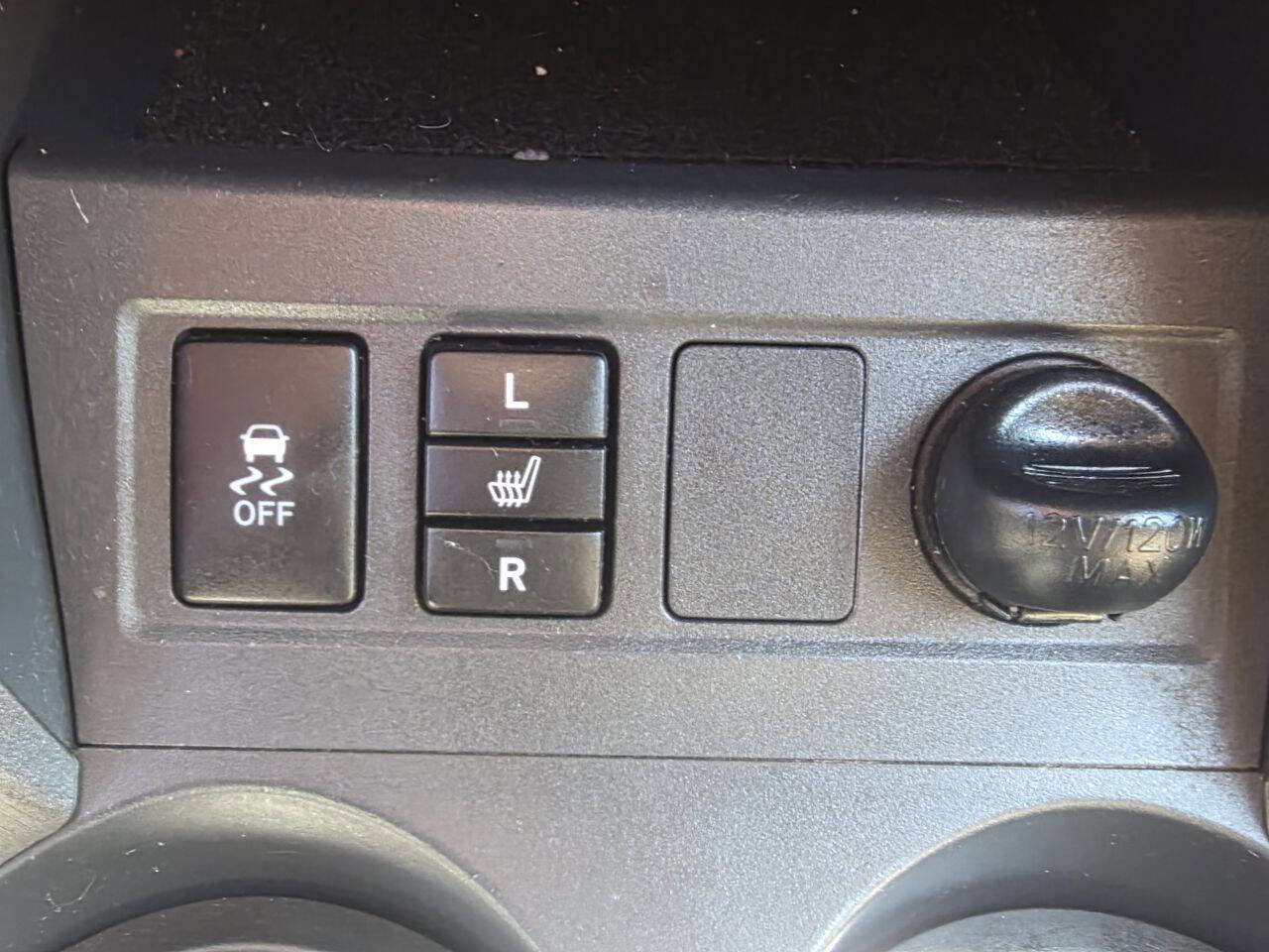 Used 2010 Toyota RAV4 Limited image 20