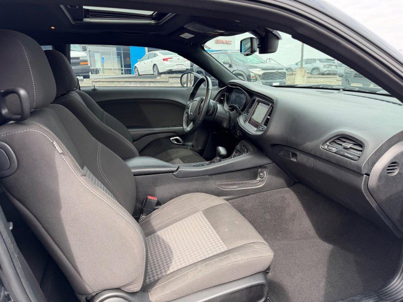 Used 2023 Dodge Challenger SXT w/ Blacktop Package image 10