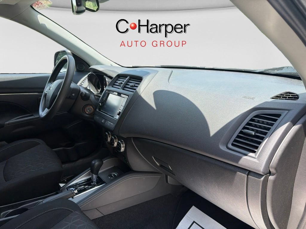 Used 2025 Mitsubishi Outlander Sport ES AWD/4WD image 19