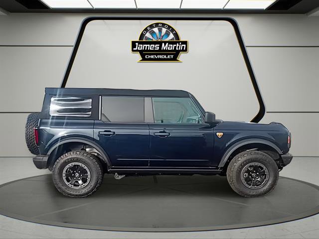 Used 2021 Ford Bronco Badlands image 11