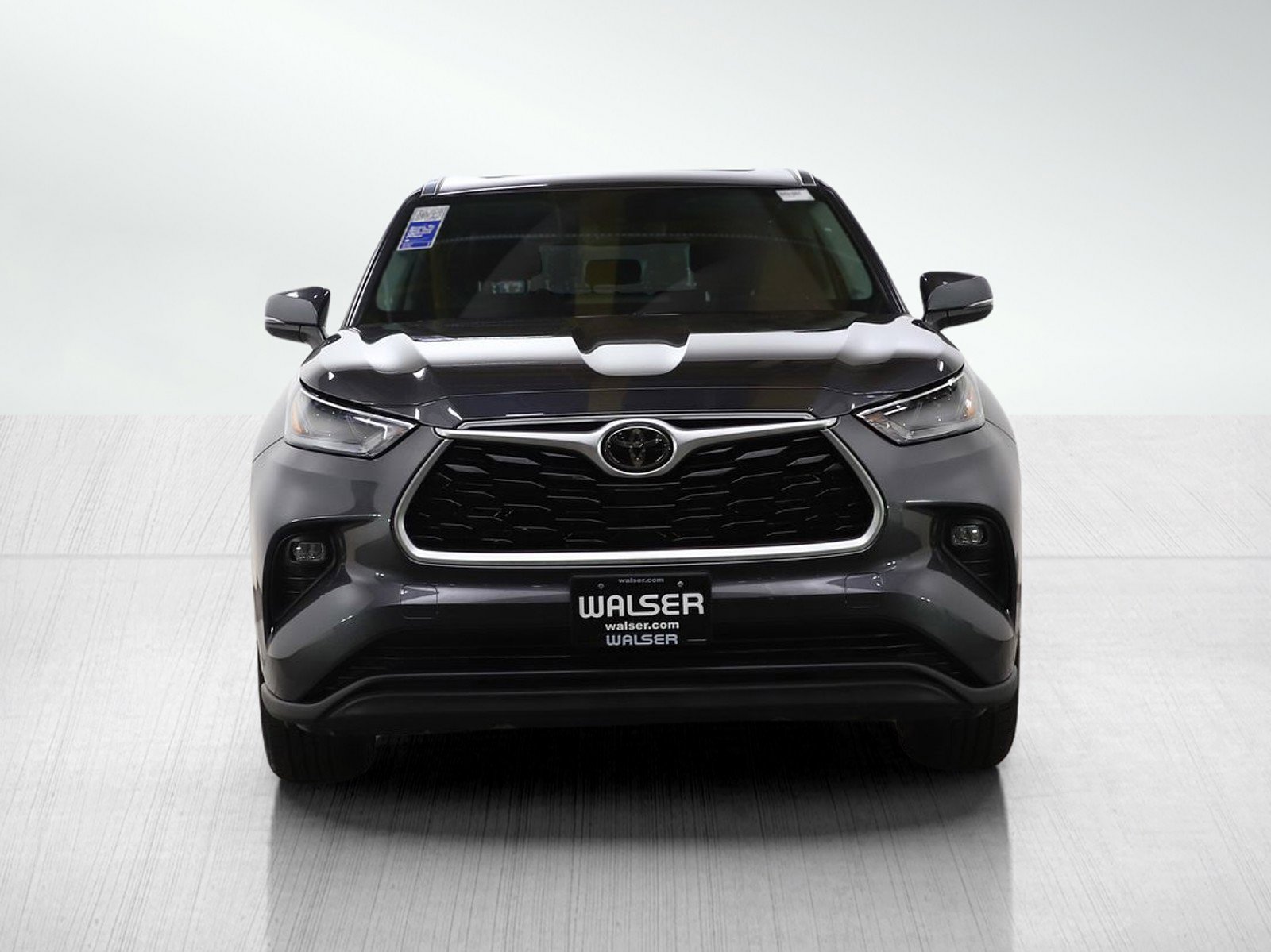 Used 2021 Toyota Highlander XLE image 8