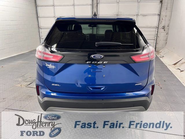 Used 2024 Ford Edge SEL image 6