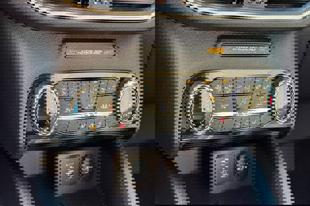 Used 2022 Ford Escape SE w/ Convenience Package AWD/4WD image 30