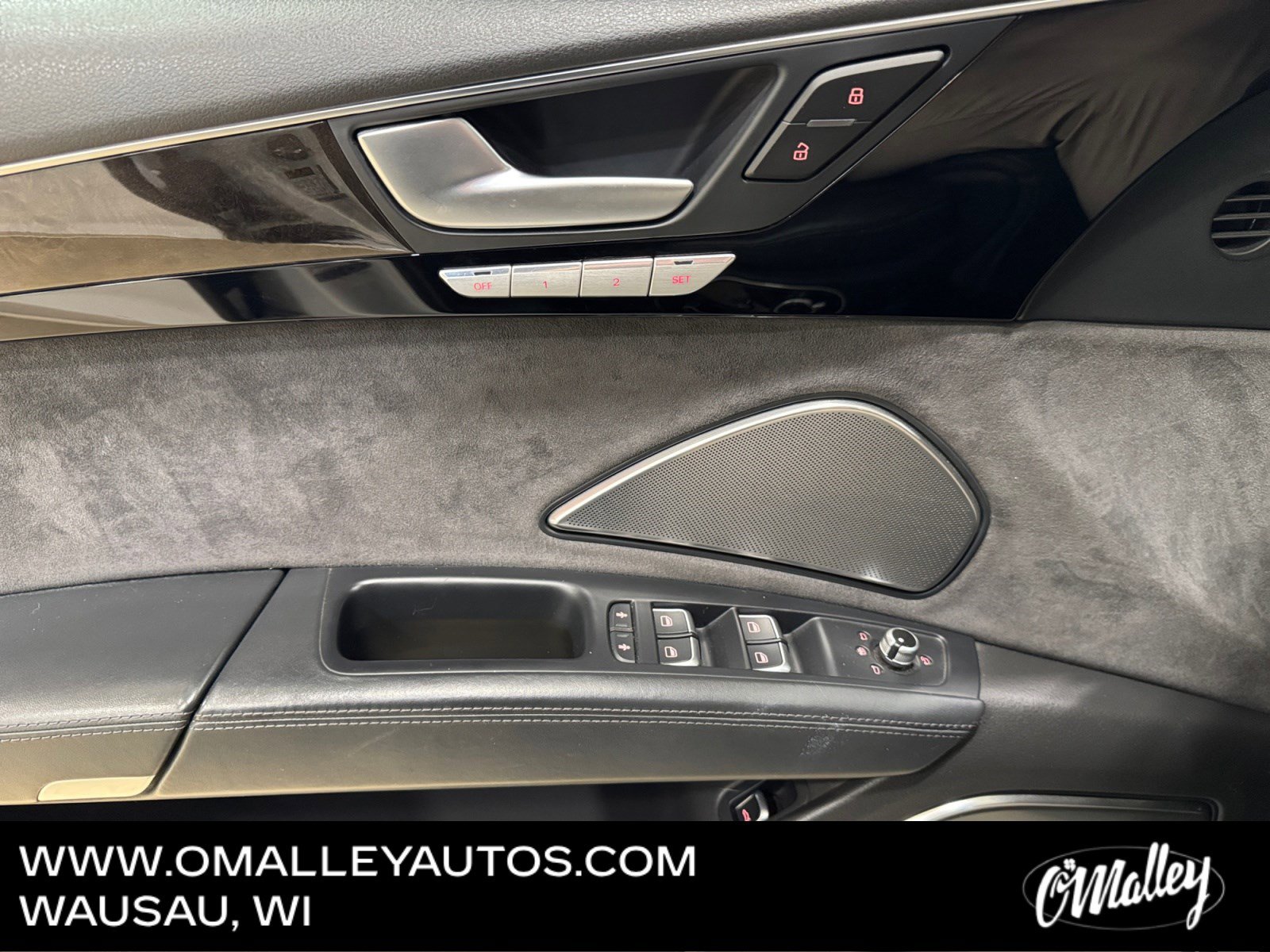 Used 2015 Audi A8 L 4.0T AWD/4WD image 19