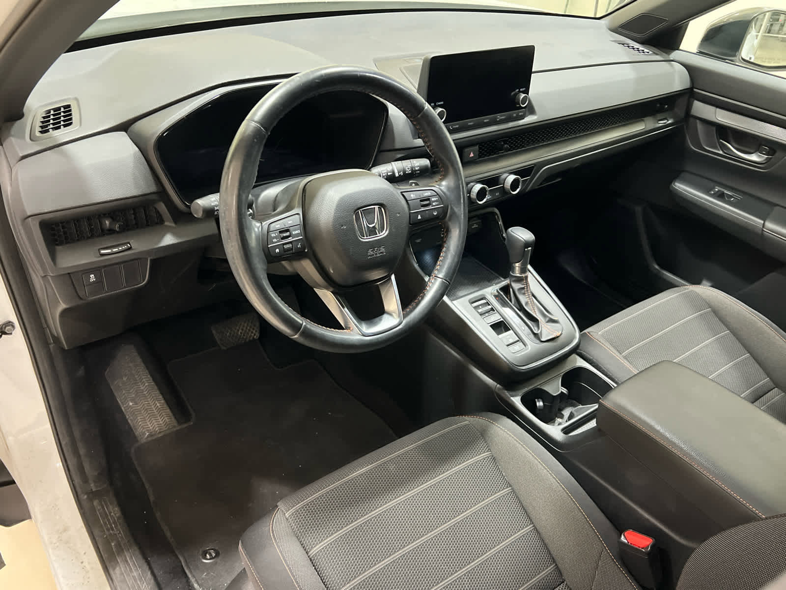 Used 2024 Honda CR-V Sport image 14