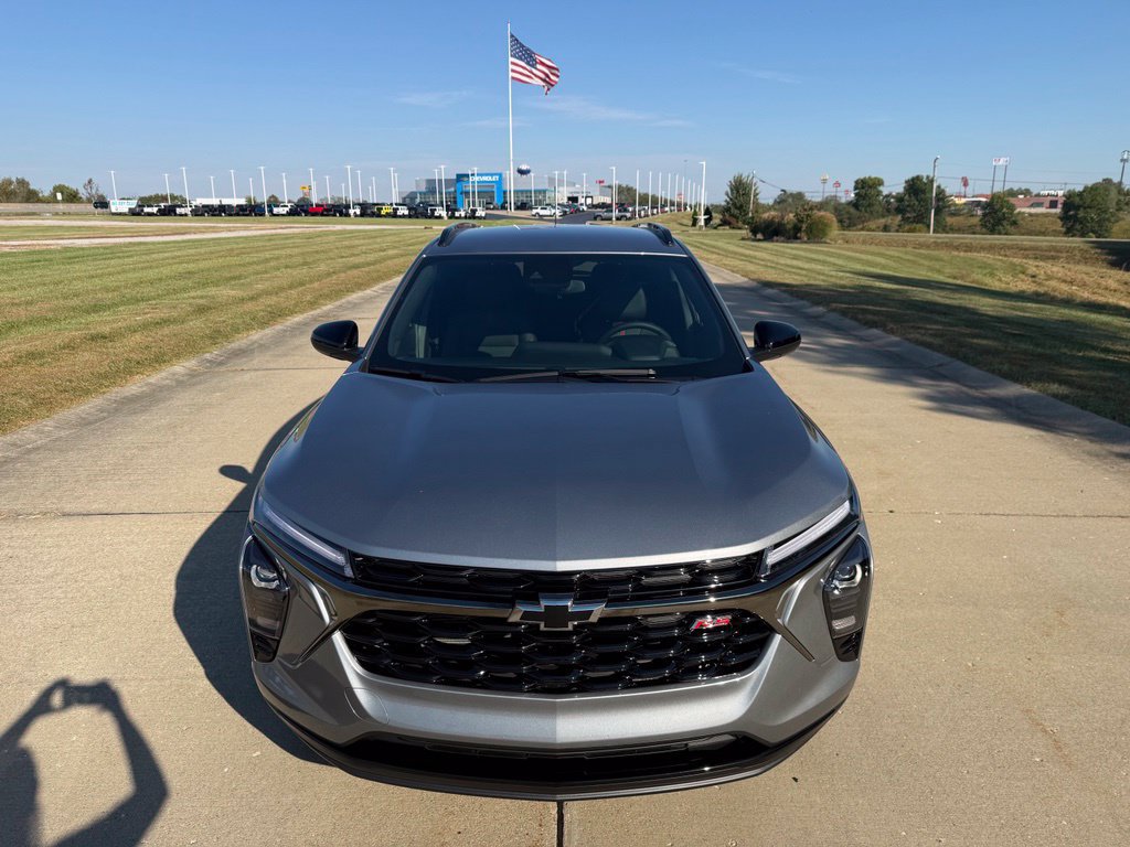 New 2026 Chevrolet Trax RS w/ Driver Confidence Package FWD image 13