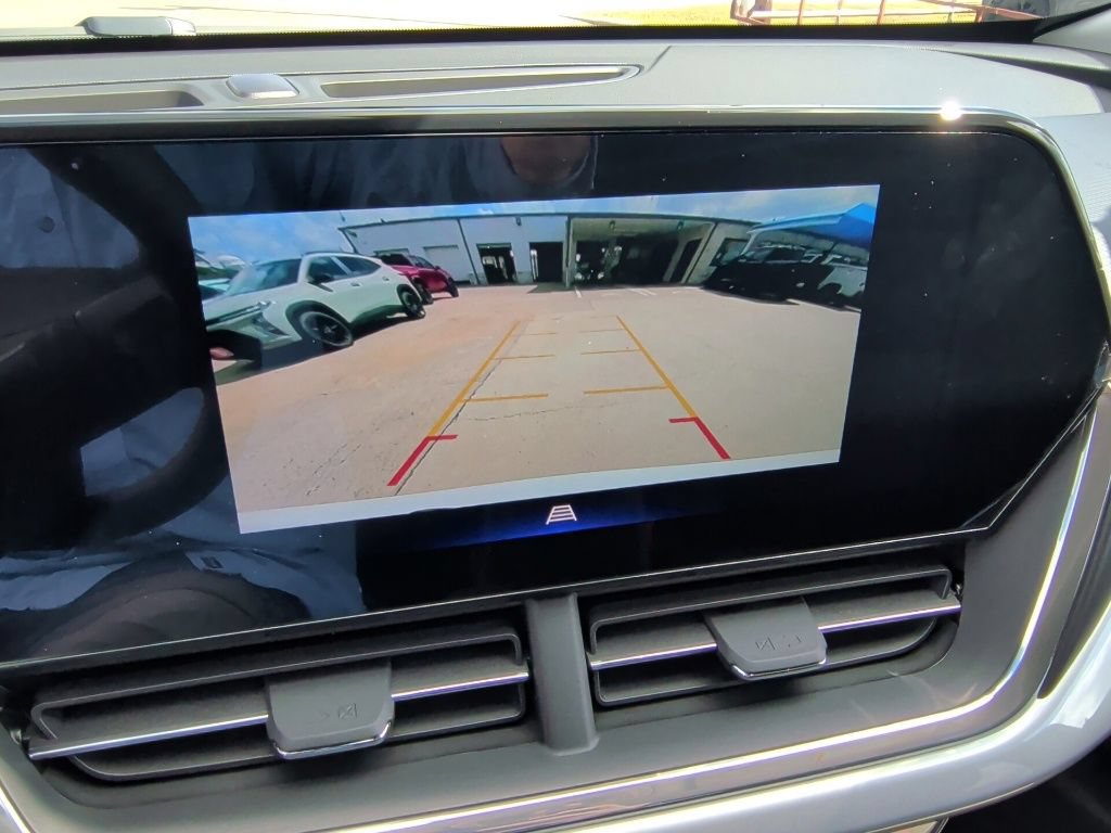 New 2026 Chevrolet Trax LT w/ Driver Confidence Package FWD image 23