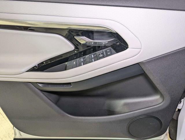 Used 2023 Land Rover Range Rover Evoque R-Dynamic S image 34