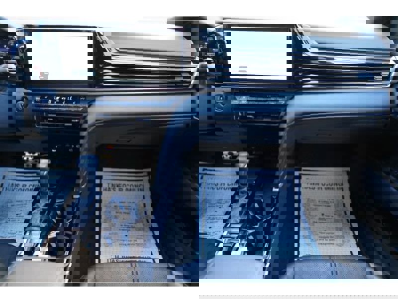 Used 2025 Toyota Camry XSE image 19