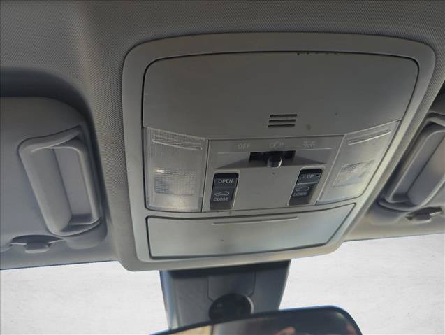 Used 2018 Toyota RAV4 XLE FWD image 24
