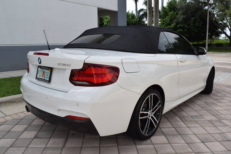 Used 2021 BMW 230i xDrive Convertible AWD/4WD image 7
