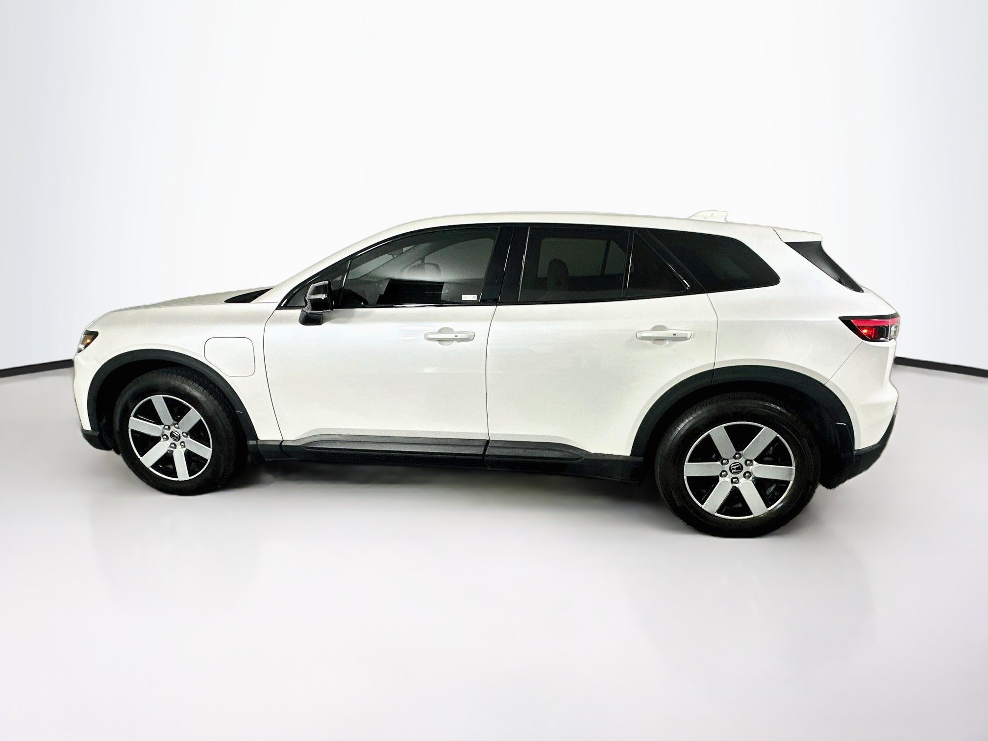 Used 2024 Honda Prologue EX image 4