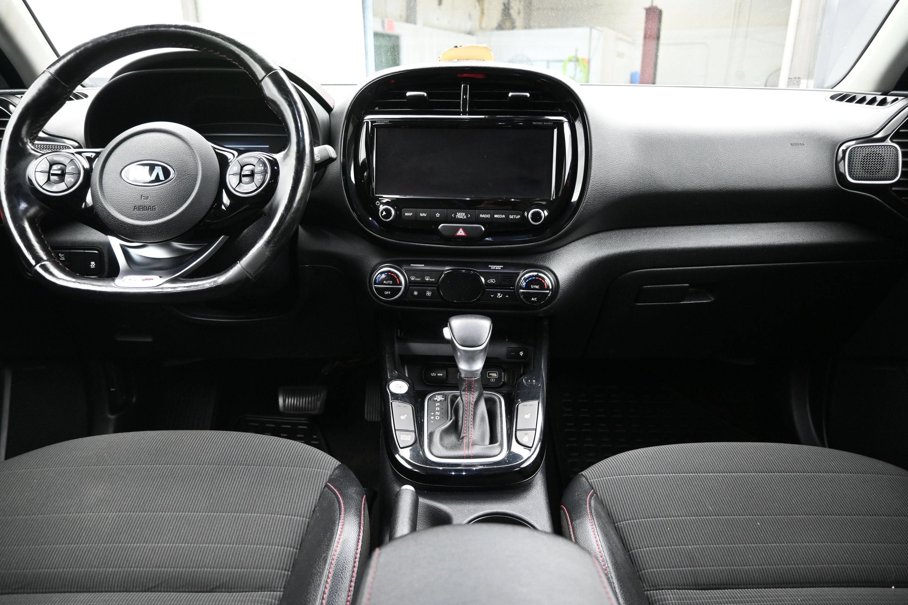 Used 2020 Kia Soul GT-Line Turbo FWD image 19