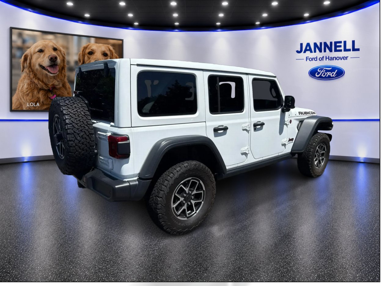 Used 2024 Jeep Wrangler Unlimited Rubicon w/ Technology Group AWD/4WD image 6